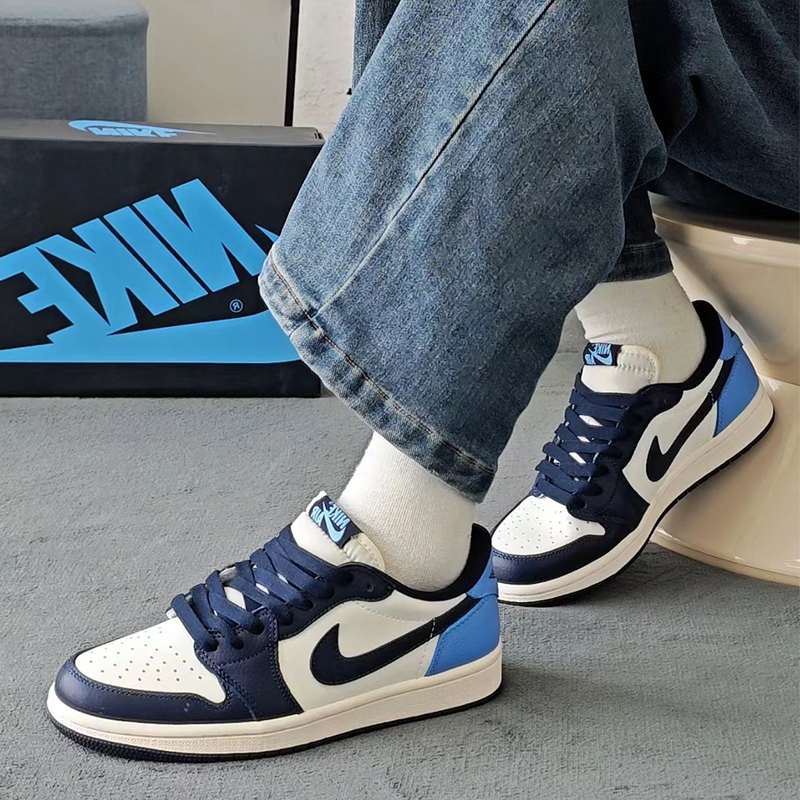 耐克/Air Jordan 1 Low 黑白蓝 低帮耐磨透气 篮球鞋CZ0790-400,运动鞋new,板鞋,淘宝优惠券,粉丝福利购,淘宝优惠卷