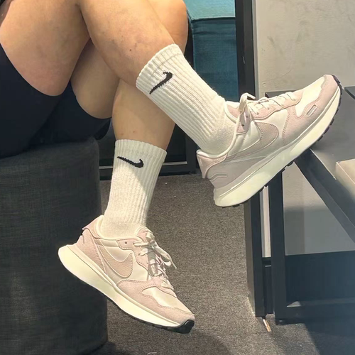 耐克/Nike Phoenix Waffle女子厚底复古休闲运动鞋 FD2196-004