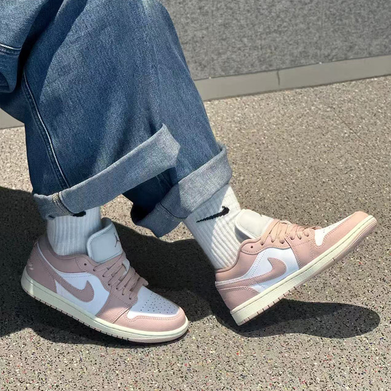 耐克/Nike Air Jordan 1 Low 白粉防滑低帮复古篮球鞋 DC0774-162,运动鞋new,板鞋,淘宝优惠券,粉丝福利购,淘宝优惠卷