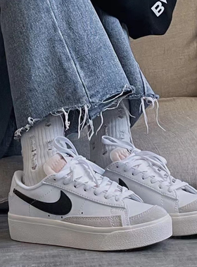 耐克/Nike Blazer 黑白女款低帮百搭休闲复古经典板鞋 DJ0292-101