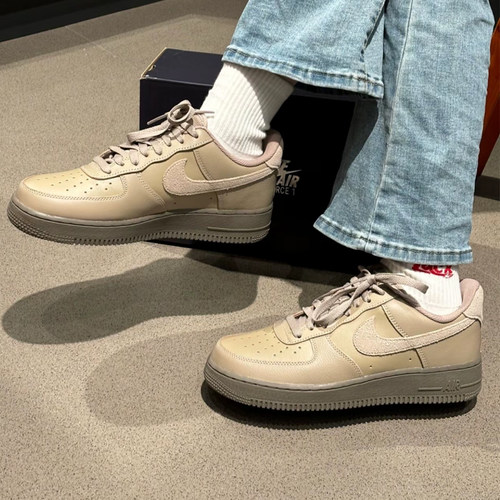 耐克/Nike Air Force 1 男款空军一号时尚透气低帮板鞋HQ1176-222