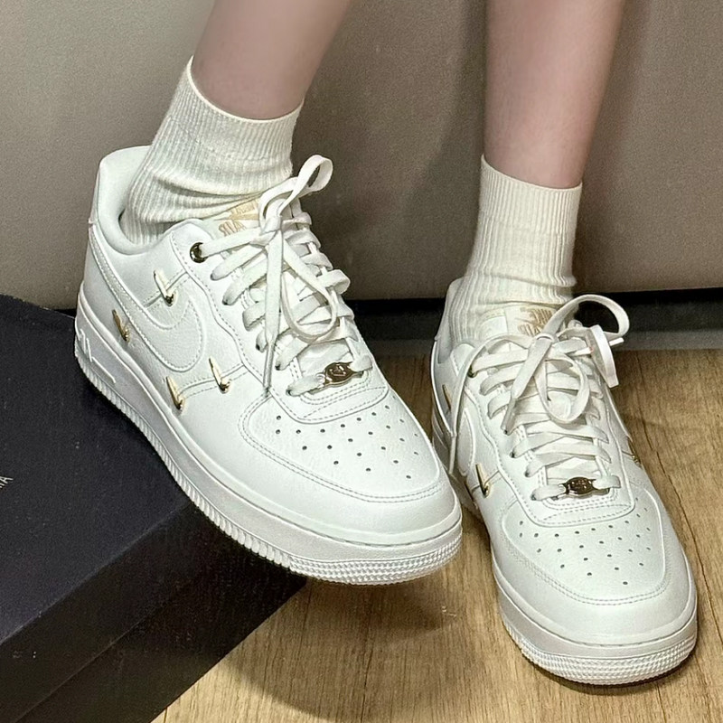 耐克/Nike Air Force 1低帮 空军一号 板鞋 女款 白色FV3654-111,运动鞋new,板鞋,淘宝优惠券,粉丝福利购,淘宝优惠卷