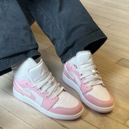 耐克/Nike Air Jordan 1 时尚舒适中帮儿童篮球鞋 553560-614