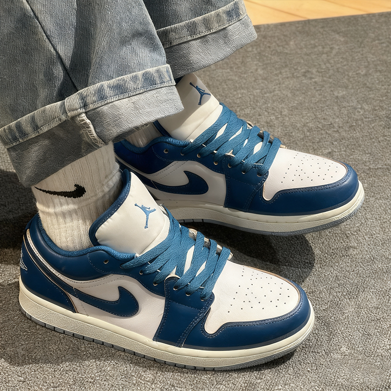 耐克/Nike Air Jordan 1 Low 蓝白防滑低帮复古篮球鞋 FN5214-141,运动鞋new,板鞋,淘宝优惠券,粉丝福利购,淘宝优惠卷