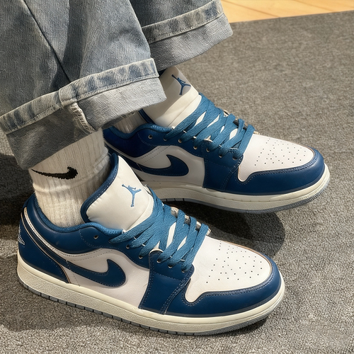 耐克/Nike Air Jordan 1 Low 蓝白防滑低帮复古篮球鞋 FN5214-141