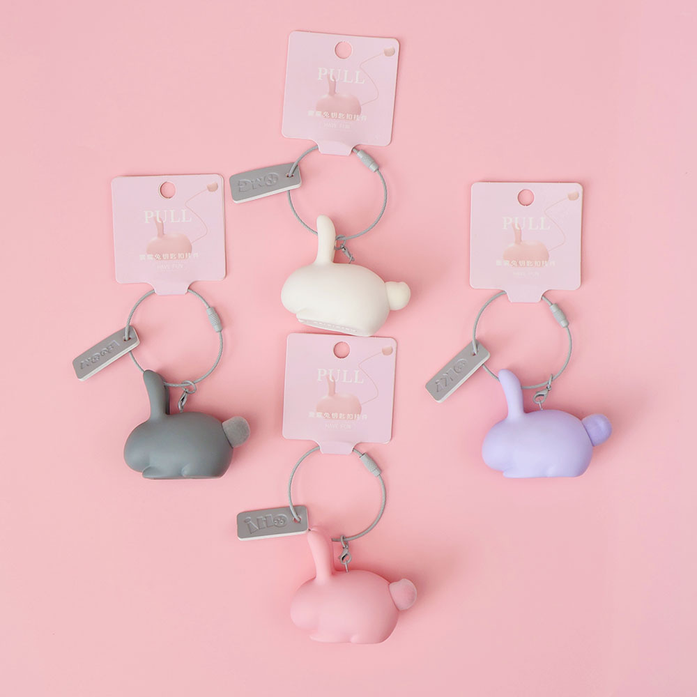 成品卡通可爱兔子钥匙扣尾巴可拉可震动解压钥匙扣包包车钥匙挂件