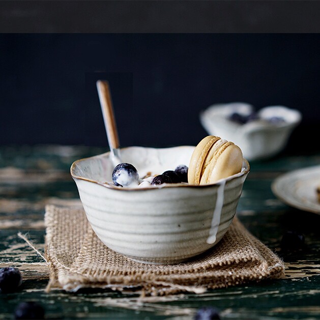Hunbei yugran Japanese retro petal desserts ceramic bowl