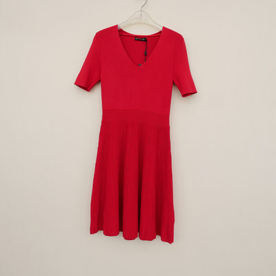 正品超值春秋修身大摆针织连衣裙