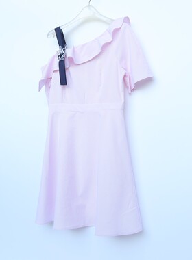 正品女夏粉色条纹单肩修身连衣裙