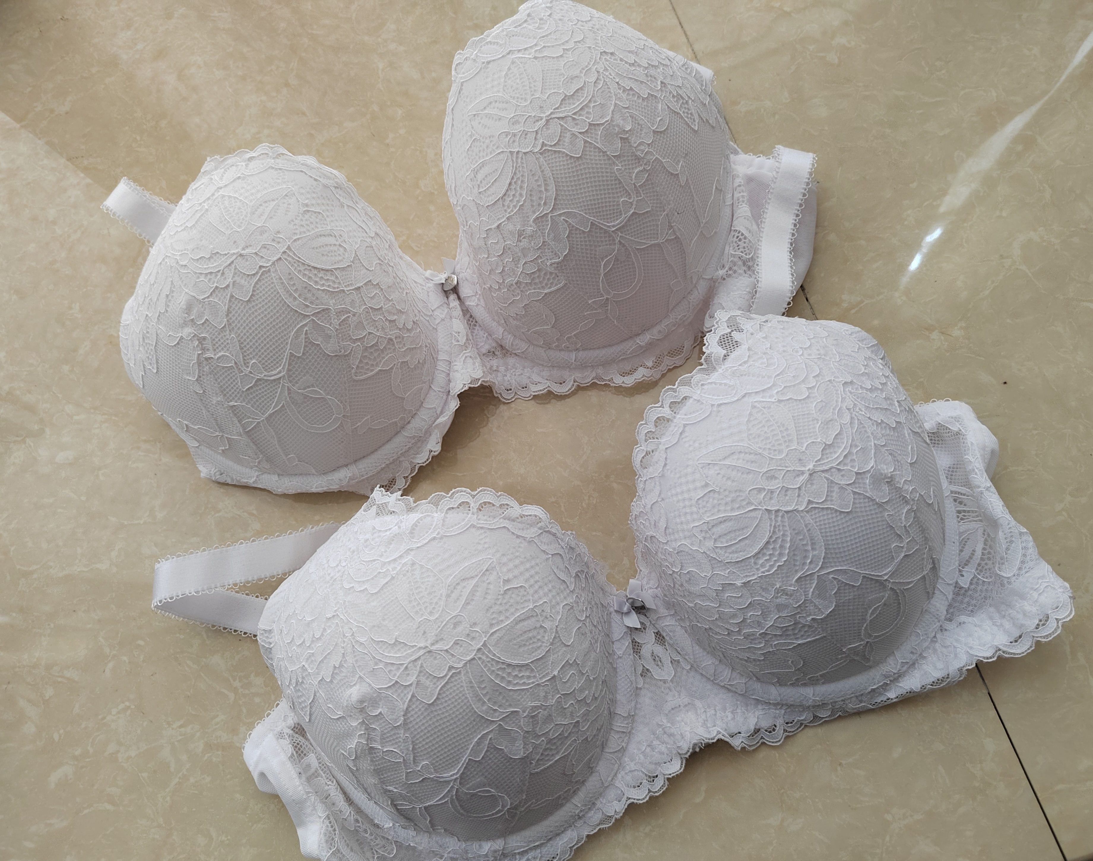 boux白色蕾丝面大码文胸36E