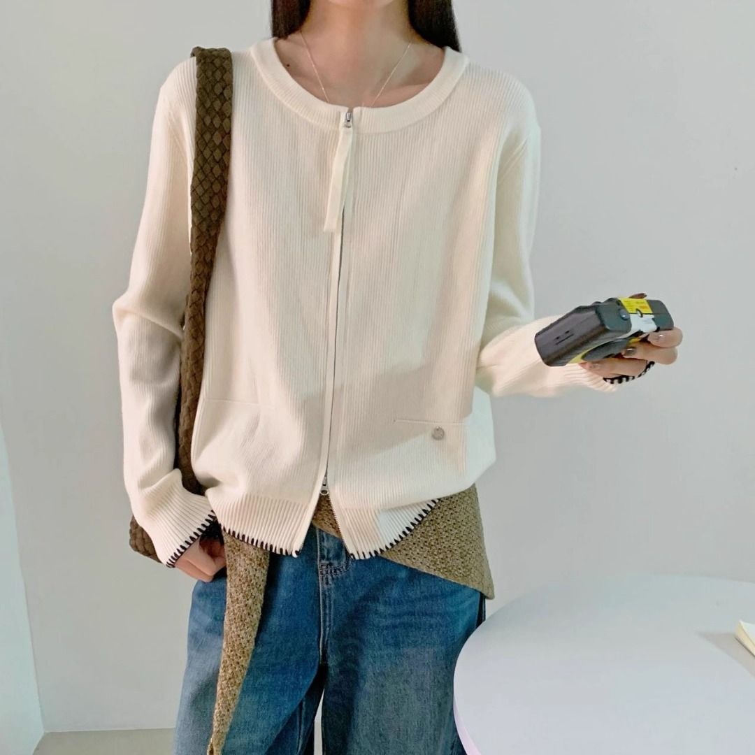 圆领拉链纯色显瘦针织开衫25年新