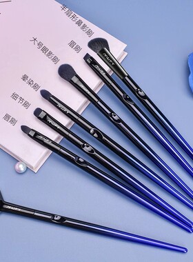 蓝色妖姬化妆刷套装软毛新手化妆工具全套眼影刷散粉刷正品礼盒装