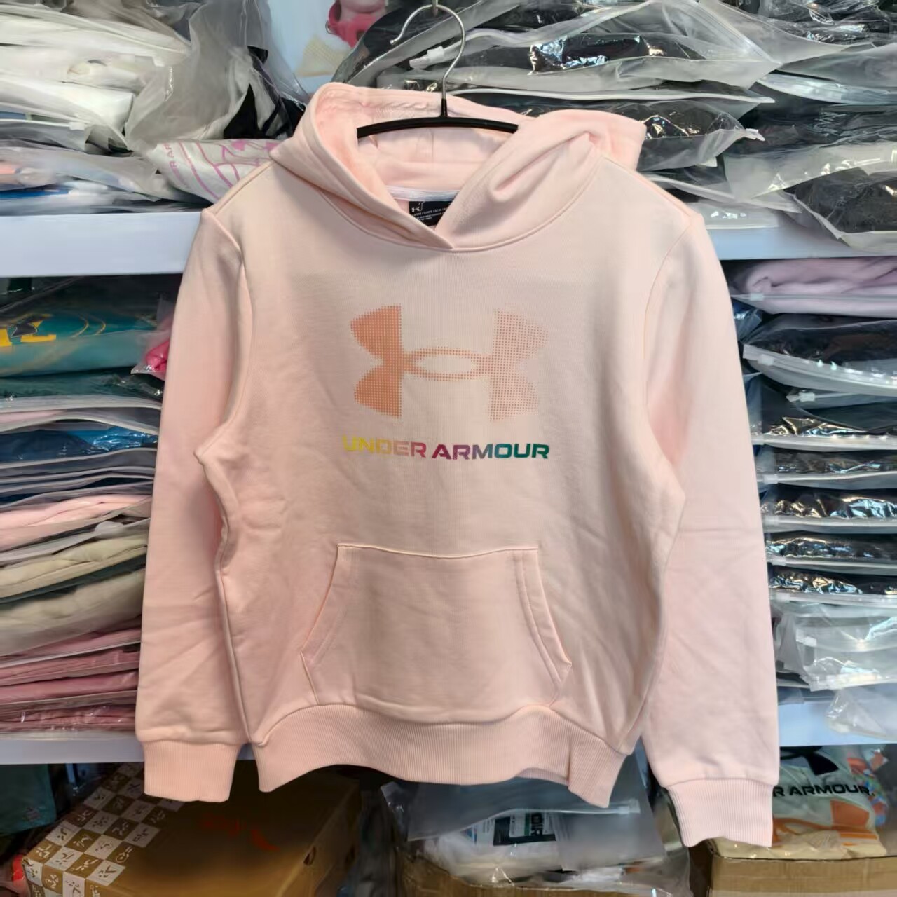 安德玛儿童男女童春秋季连帽套头卫衣毛圈棉休闲运动上衣断码处理