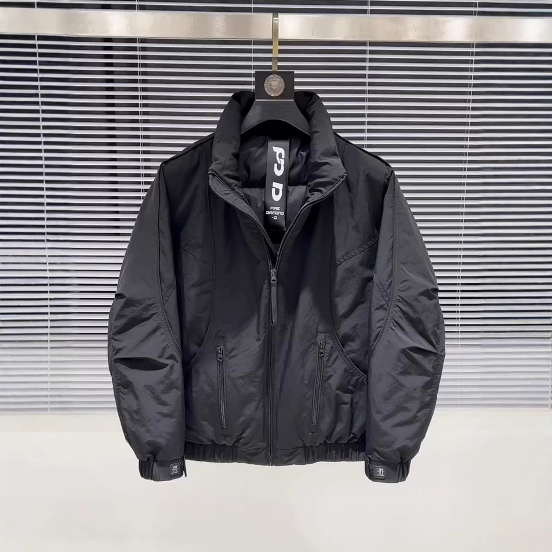 2025冬季新款男士羽绒服韩版修身时尚青少年加厚保暖羽绒服男外套