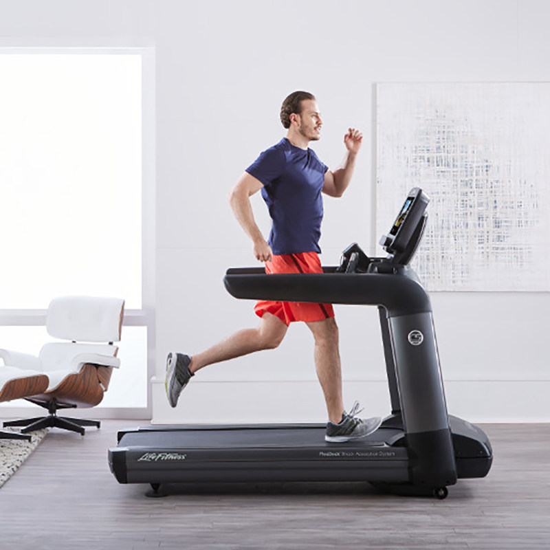 美国lifefitness力健跑步机pcs智能触摸屏奢华家用健身房器材进口