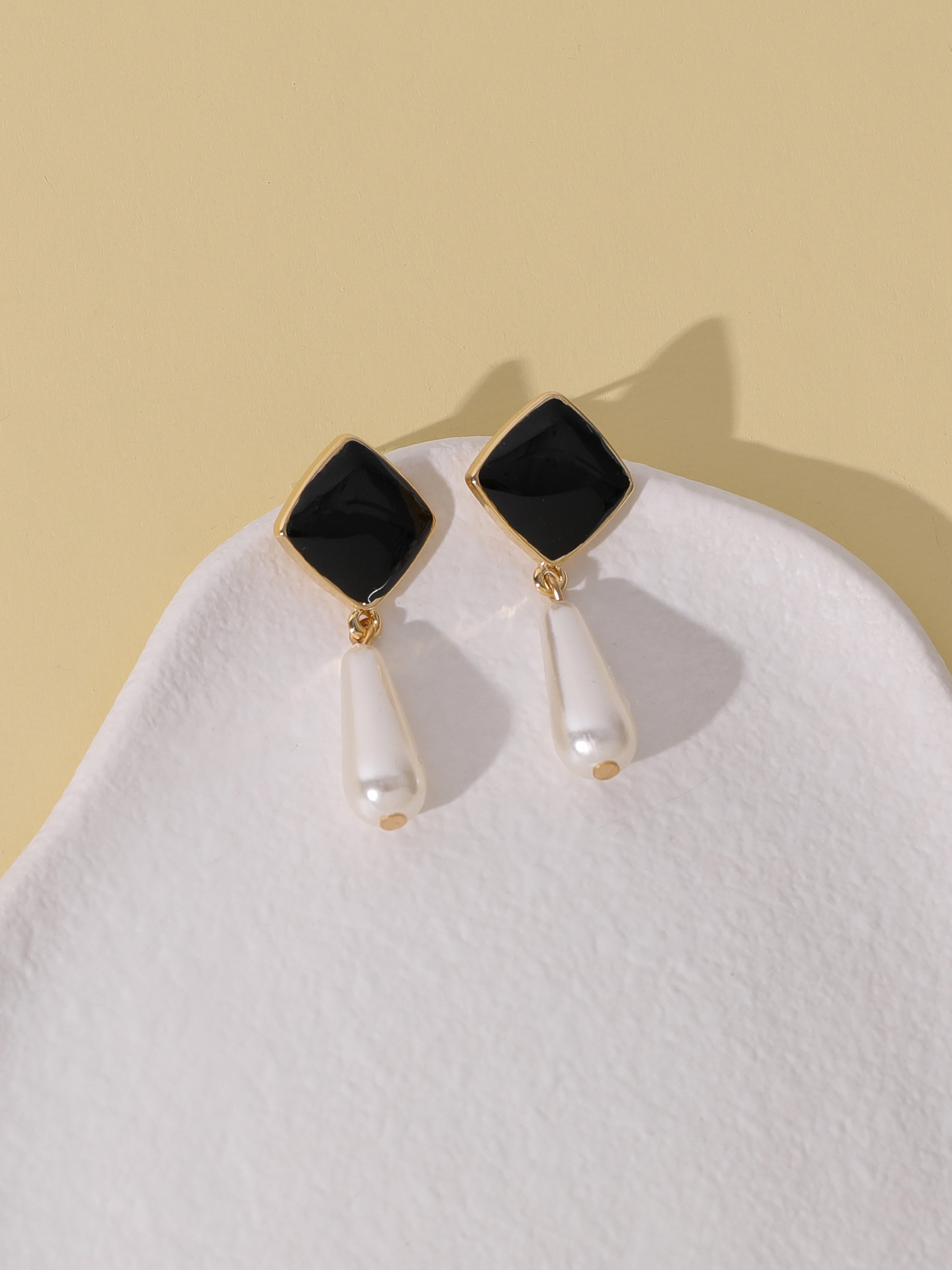 浮漾float中古风黑金女法式耳环