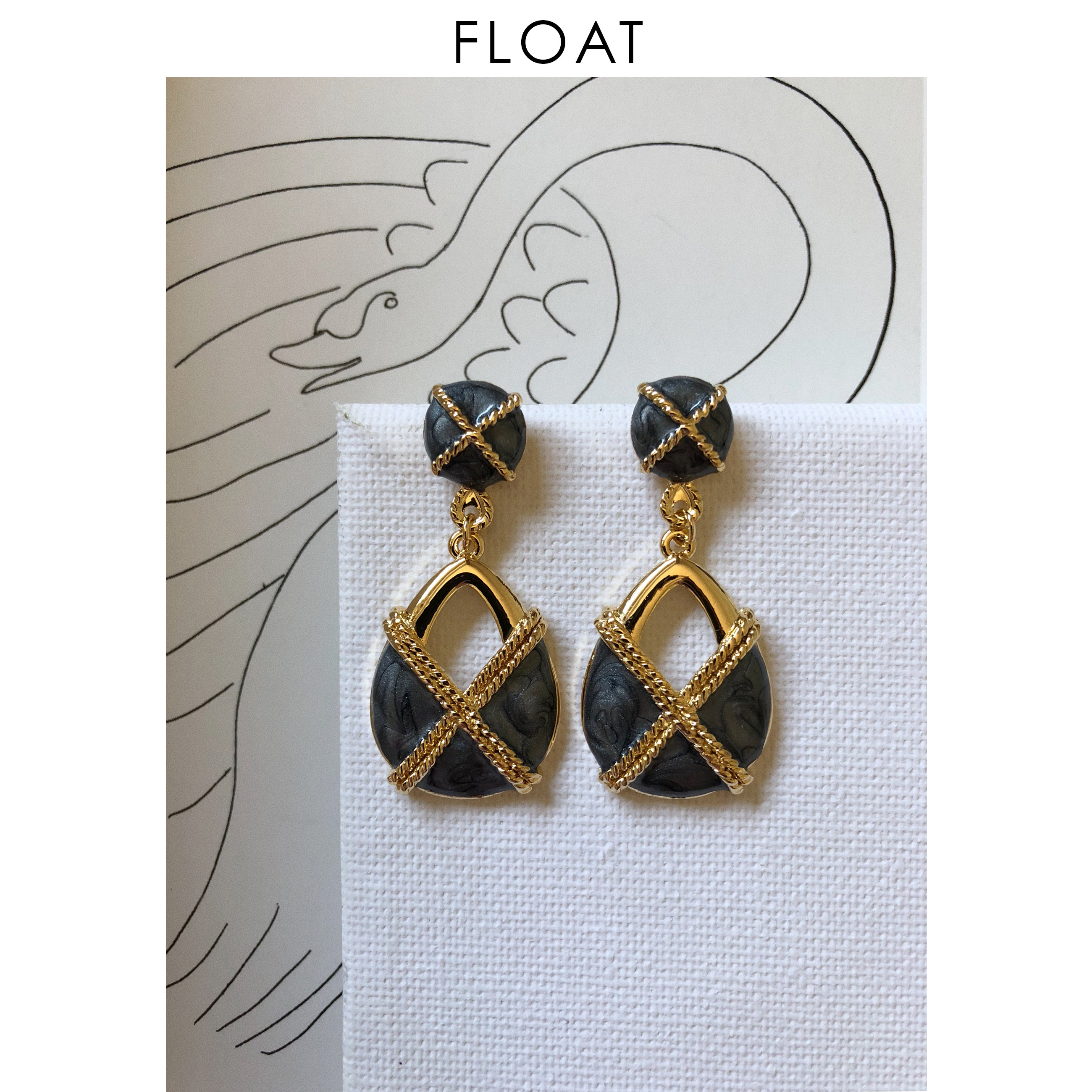 独家古董深灰色耳夹