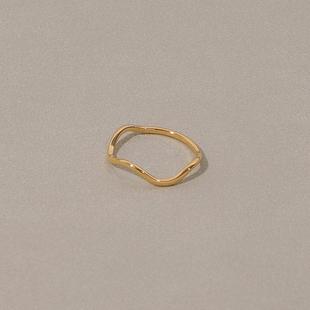 浮漾FLOAT素圈几何波浪钛钢镀金戒指女百搭通勤叠戴洗手免摘指环