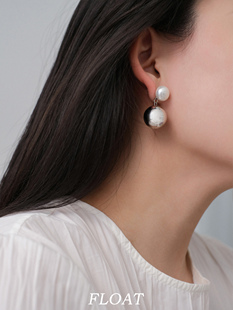 浮漾FLOAT小众高级感珍珠大颗银球吊坠耳环女圆球金属感耳钉耳夹