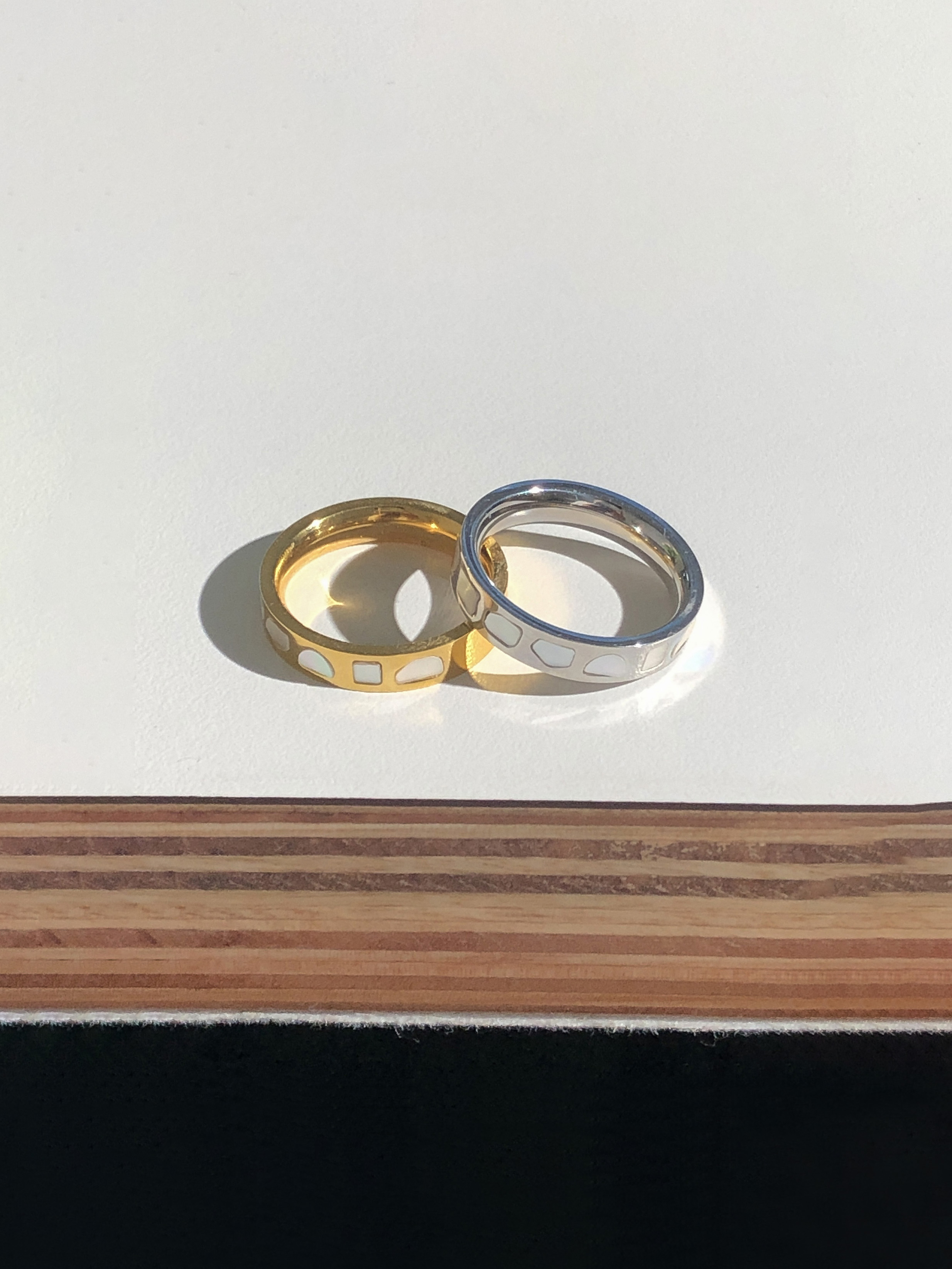 浮漾FLOAT钛钢不掉色细戒指复古天然贝母轻奢小众设计感食指戒女