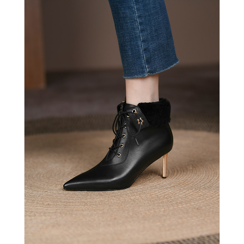 欧洲站真皮短筒女靴高跟尖头细跟瘦瘦靴法式气质及裸靴牛皮靴冬季