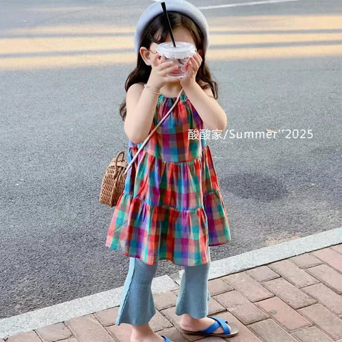 韩国童装女童彩色格子吊带裙