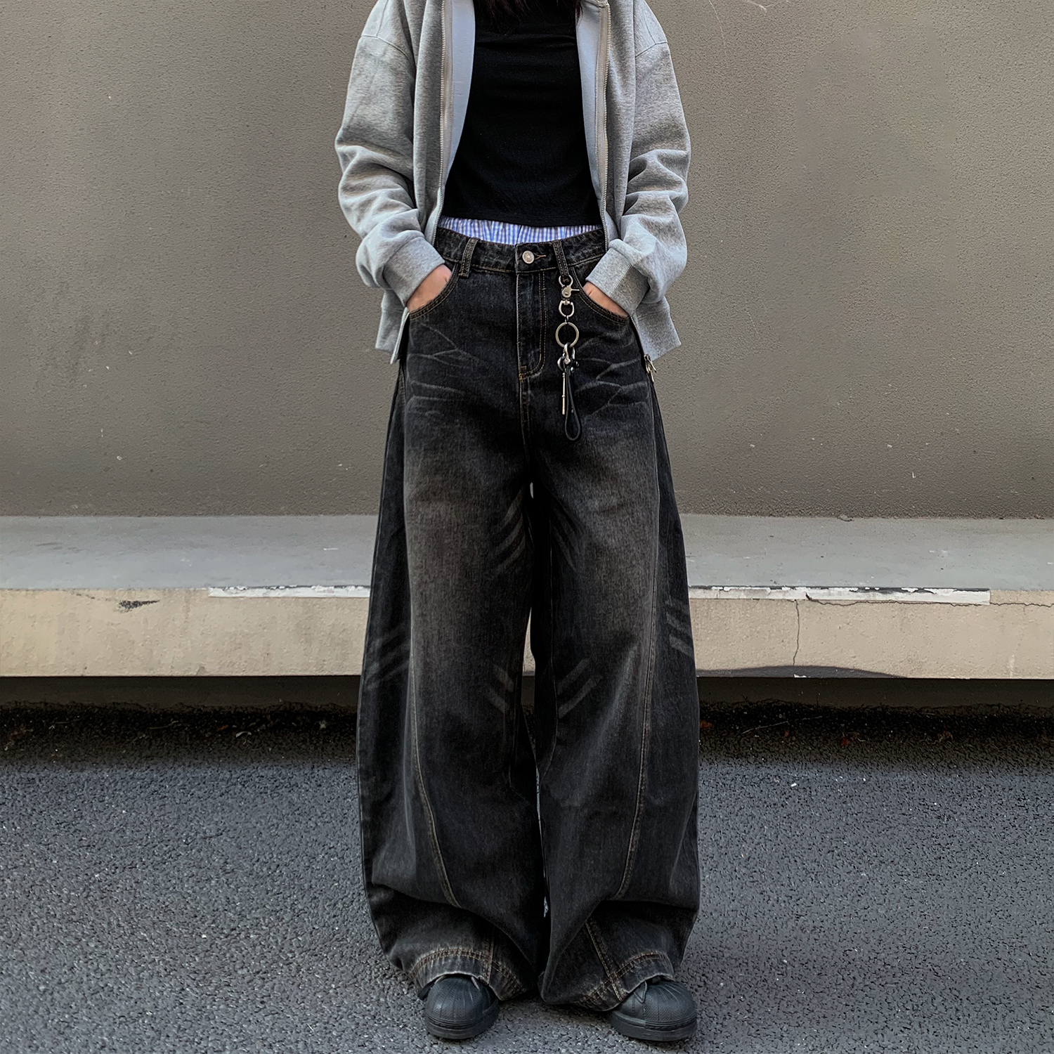 潮标蒂弯刀牛仔裤男直筒宽松阔腿