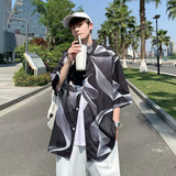 黑色