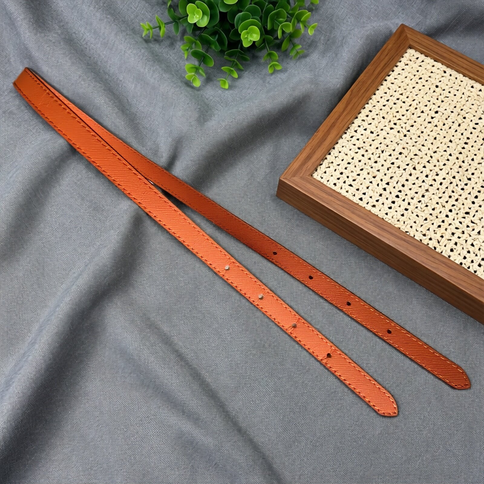 橙色十字纹真皮打孔短包带