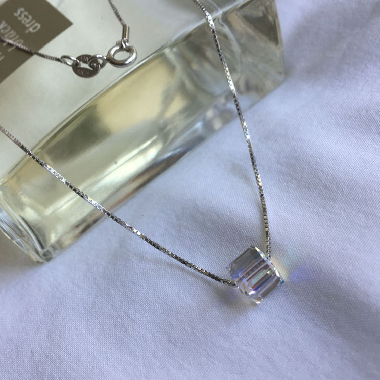 925纯银极光方糖水晶项链简约甜美吊坠短款锁骨细链女韩版锁骨链
