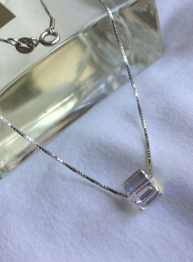 纯银水晶甜美吊坠短款极光方糖
