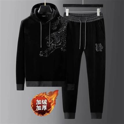 冬季新款男士加绒运动套装潮牌时尚老虎刺绣金丝绒连帽卫衣两件套