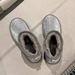 爆款网红周冬雨同款雪地靴女2025年冬季新款加绒短筒保暖雪地棉鞋