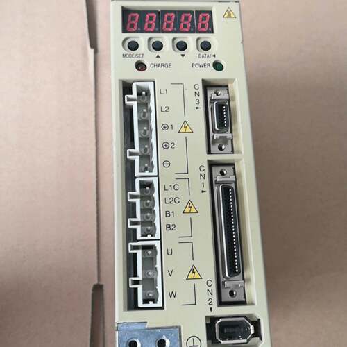 可维修SGDM-01BDA SGDS-02F01A，YASKAWA