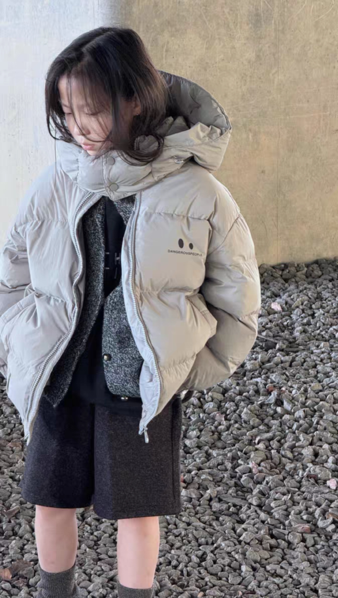 男女童羽绒服2025冬季新款中大童保暖韩版连帽外套时尚上衣潮