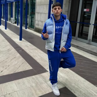 Trapstar新款刺绣字母美式立领渐变秋冬男女加厚保暖马甲棉服外套