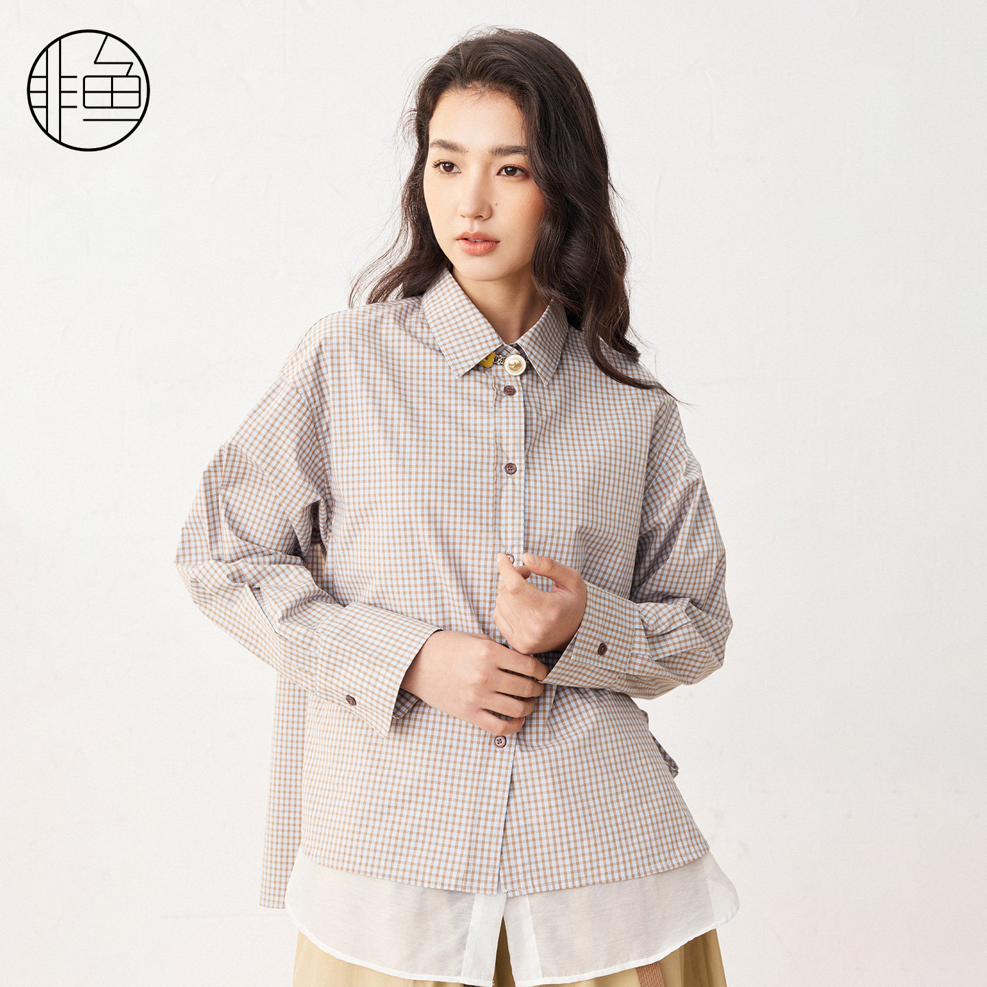 非鱼女装新款2026春款格纹假两件休闲衬衫宽松显瘦叠穿文艺风上衣