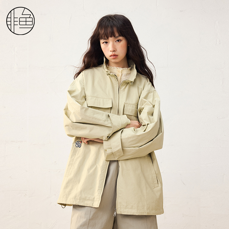 简约休闲风立领女装一手长风衣