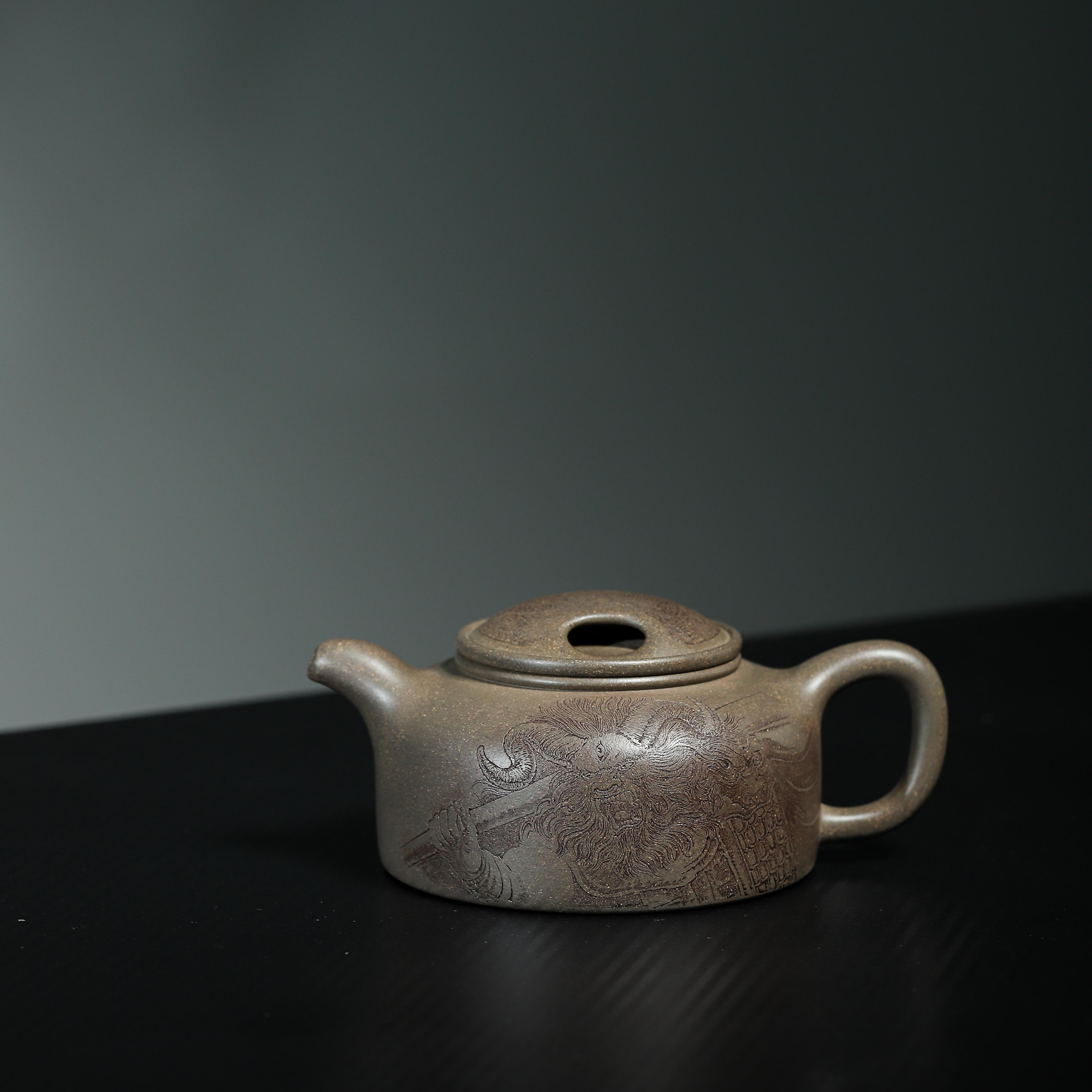 牛盖莲子壶 宜兴原矿青段 陈凤鸣全手制作高档茶具刻绘 扭转乾坤