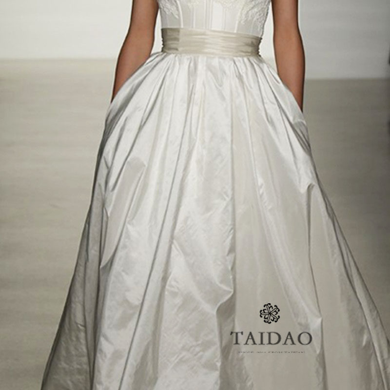 立体裁剪服装设计布料泰丝nt平纹布料薄婚纱礼服白色ey66烫花布料