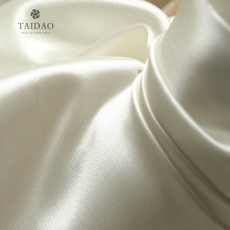 high quality Toi Cloth Wedding dress cloth the republic of korea Satin twill Thick satin designer Dress clothing Mikado Fabricin the Home Fabric , Cloth/Fabric/Manual diy Cloth fabric  category - from Buy2taobao.com to provide professional Taobao agent buy service
