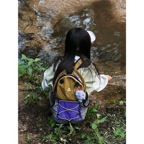 轻便防水户外休闲登山包篮球书包