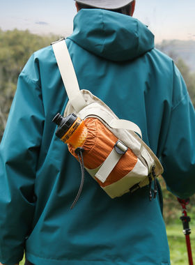 儿童户外登山水杯包轻便小胸包
