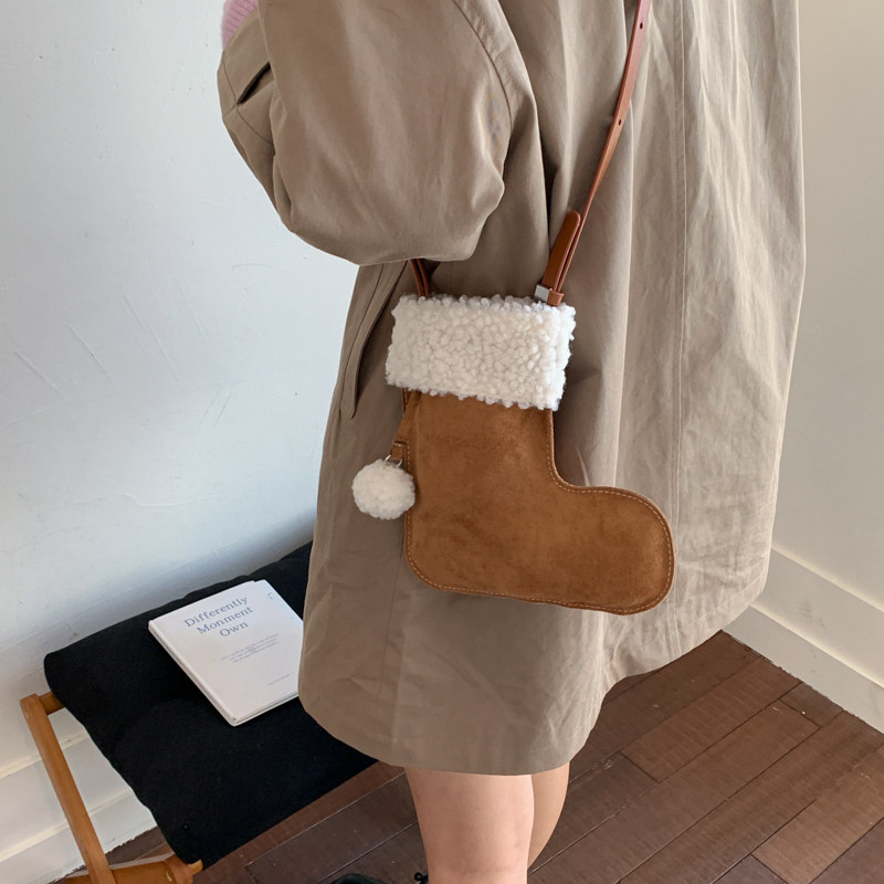 秋冬季日系休闲简约斜挎包小女孩稀奇古怪时尚小众鞋子单肩配饰包,玩具/童车/益智/积木/模型,斜挎包/拎包/腰包,淘宝优惠券,粉丝福利购,淘宝优惠卷