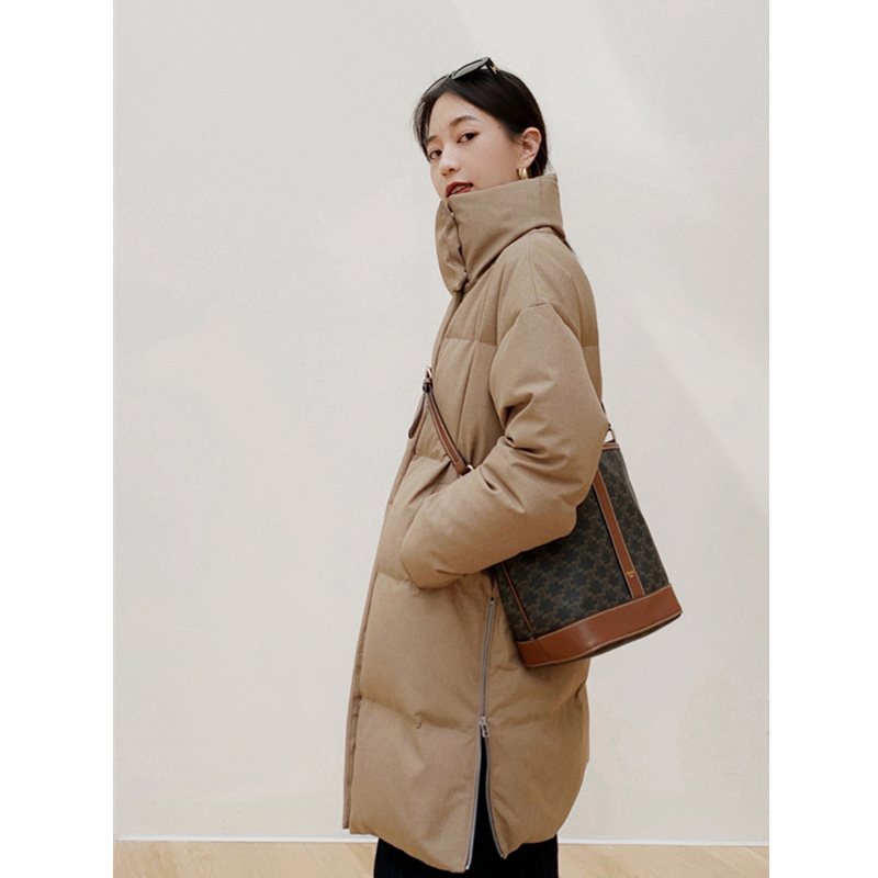 2021年冬季保暖95%立领羽绒服