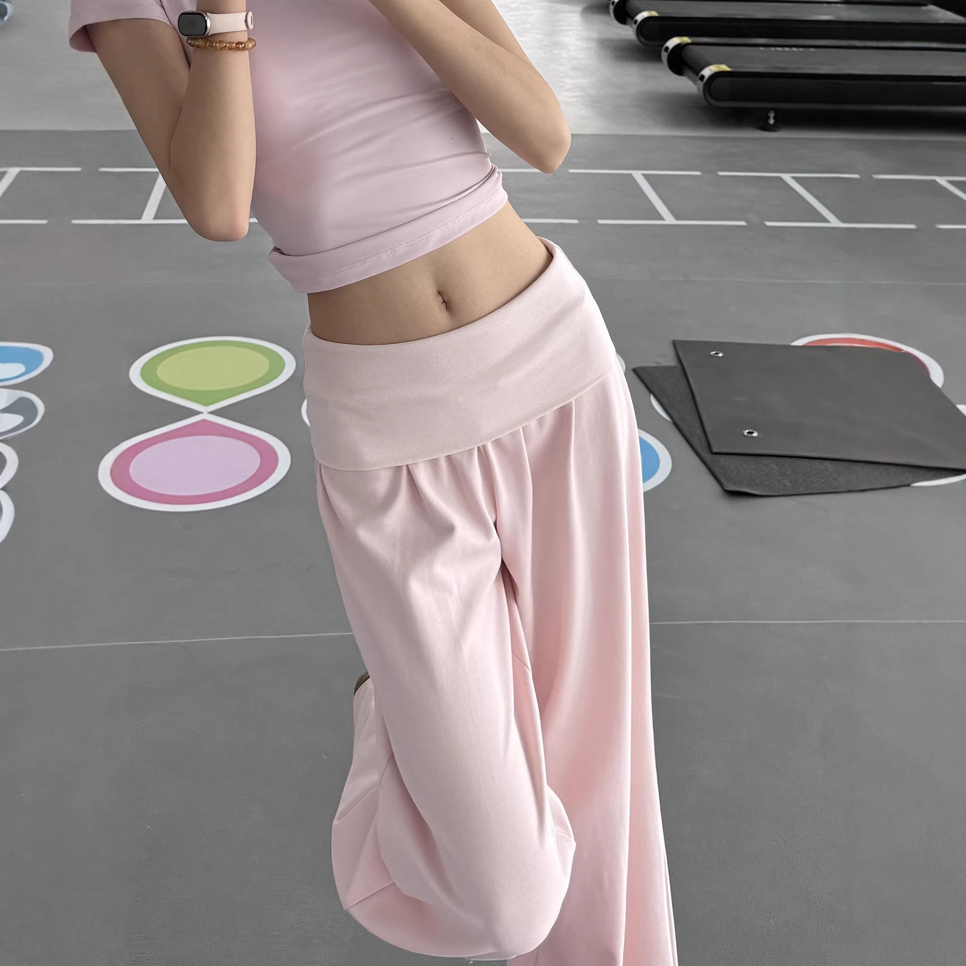 美式粉色翻腰阔腿裤女春秋夏季慵懒风垂感显瘦瑜伽健身糯米运动裤图片