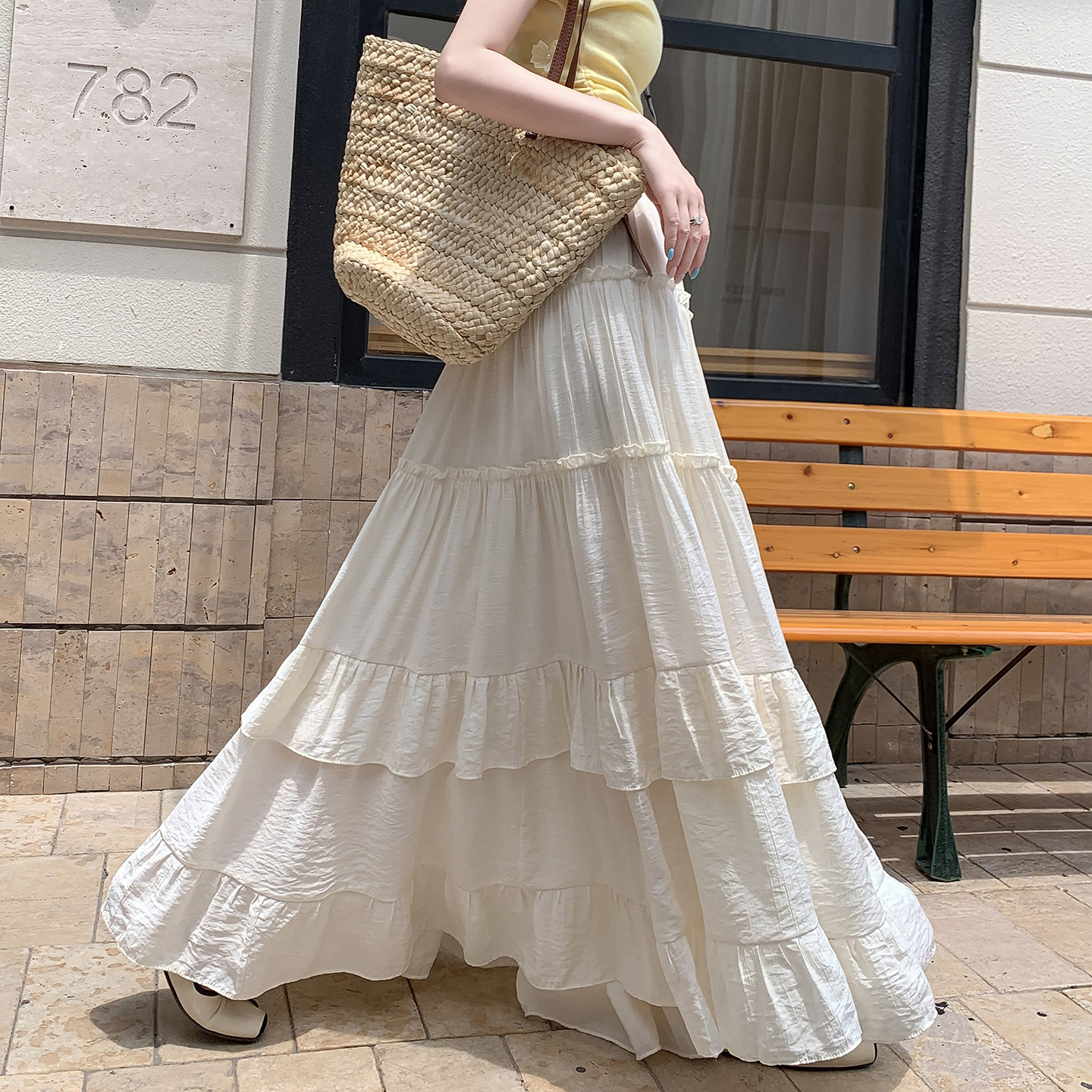 白色蛋糕裙女多层荷叶边半身裙2026春夏宽松垂坠感大摆长裙伞裙子