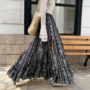 波西米亚风碎花半身裙女2026春夏度假风沙滩裙百搭显瘦大摆长裙子