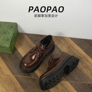 前脚掌加宽大码女鞋41到43系带小皮鞋亮面厚底英伦胖脚宽肥乐福鞋