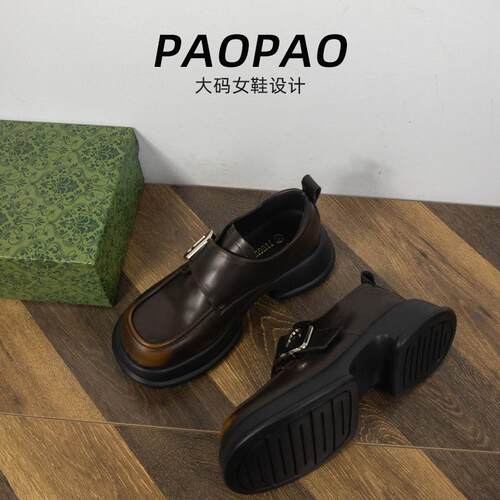 黑色高粗跟小皮乐福鞋